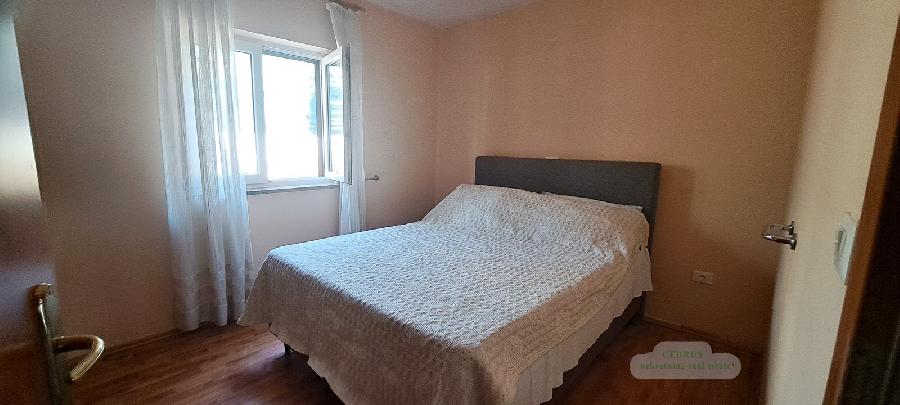 Istrien, Umag. Murine. Wir verkaufen dieses freistehende Haus von 121 m² mit drei Schlafzimmern, Wohnzimmer mit Kamin, zwei Bädern, zwei Terrassen. Garten von 200 m². - UMAG, Umag - Sika 12
