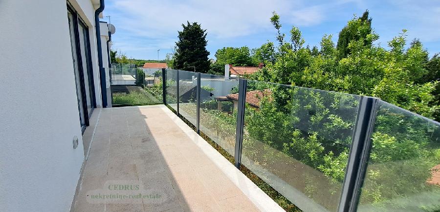 Umag, Savudrija, wir verkaufen Wohnungen in einem Neubau, mit zwei Schlafzimmern, Garage, Abstellraum.. - UMAG, Savudrija - Sika 8